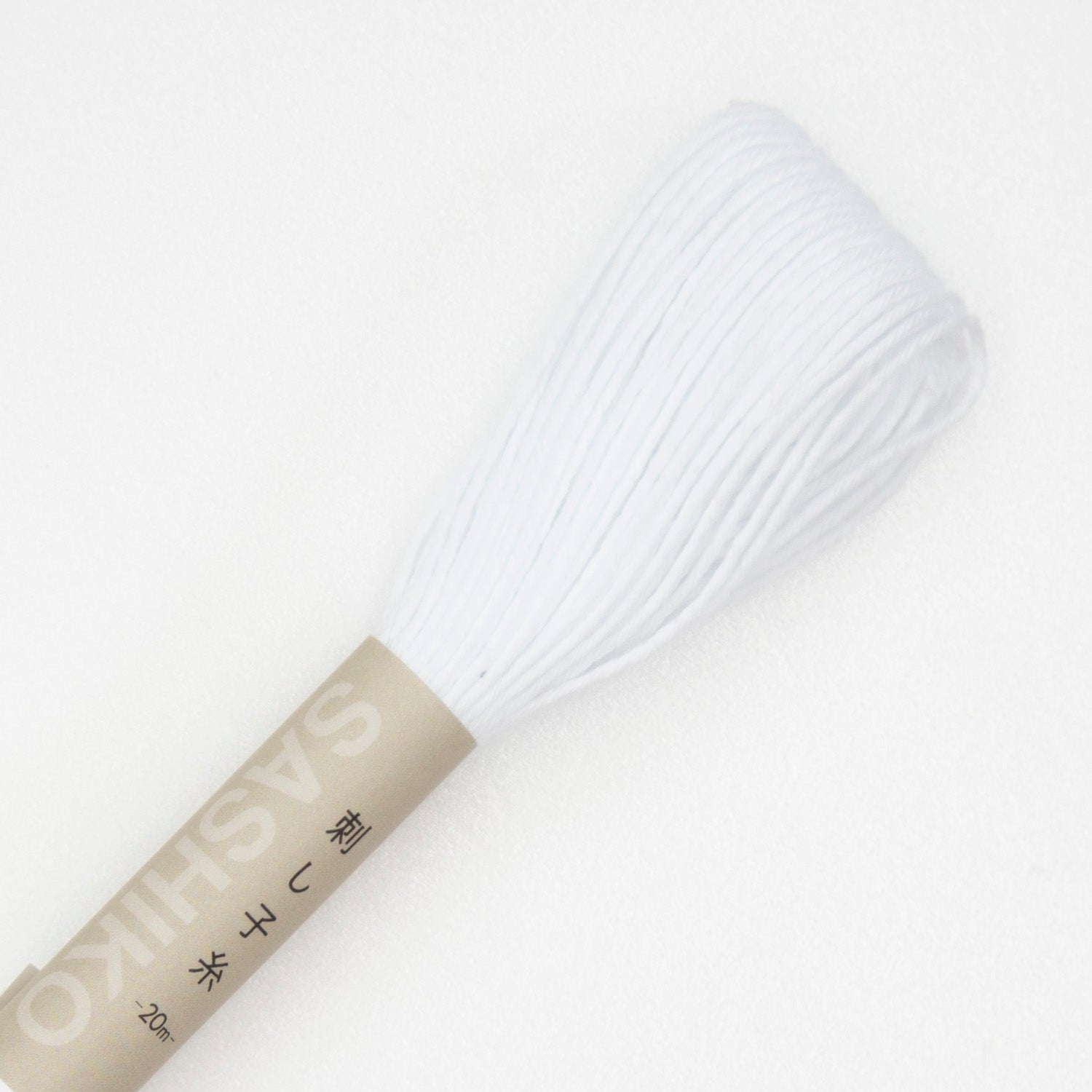 Olympus sashiko yarn white no. 1