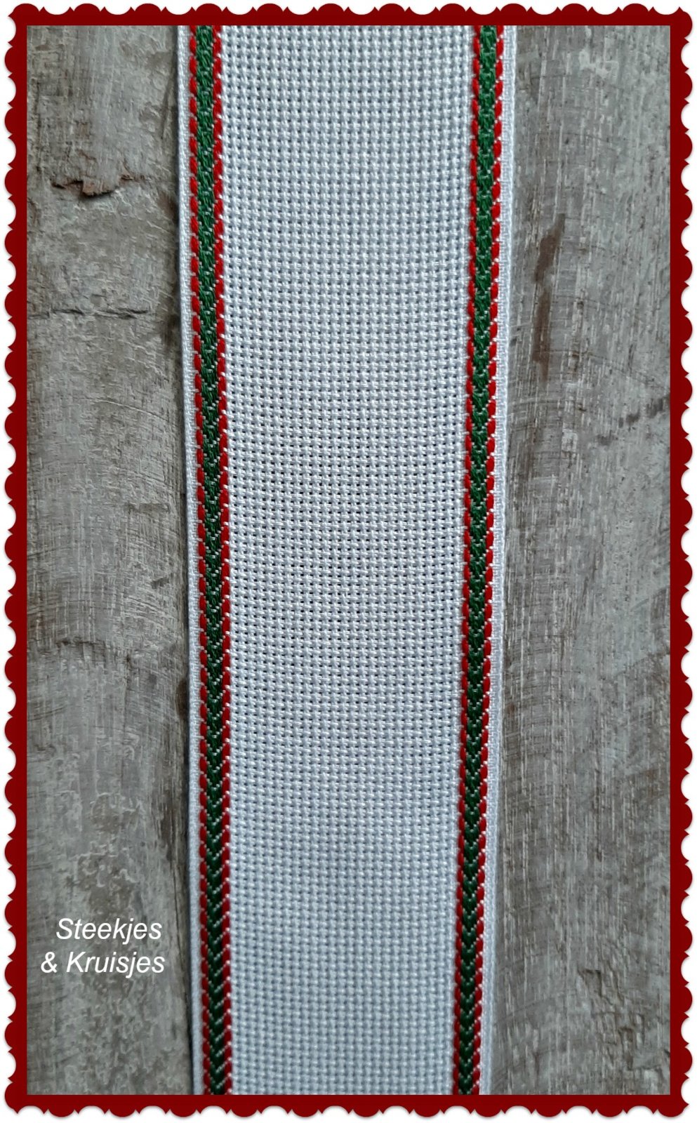 <tc>Embroidery Banding Aida 55 mm Wide With Red/Green Edge</tc>