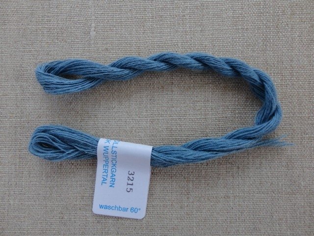 Vaaupel & Heilenbeck Embroidery yarn No 3215 Middle Blue