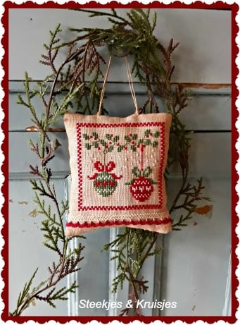 S & K "Christmas Bauble Duo" Pattern or Package