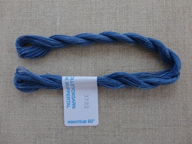 Vaupel & Heilenbeck Embroidery Thread No. 3722 Dark Mid Blue