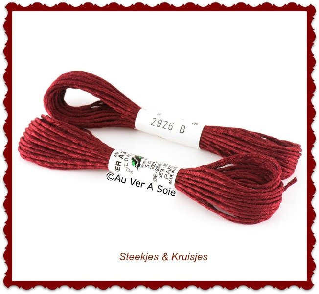 Au ver ie "soie d'alger" silk yarn color no. 2926
