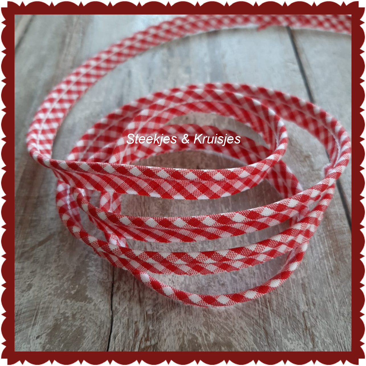 <tc>Piping Cord Red Checked</tc>