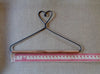 <tc>Cute heart-shaped hanging system for embroidery banding 170 mm wide.</tc>