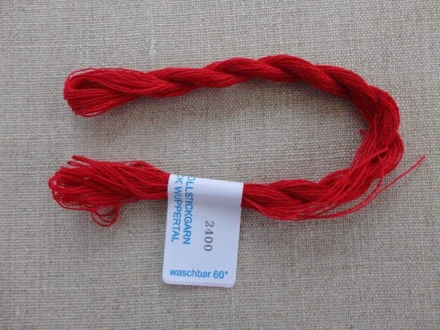 Vaaupel & Heilenbeck Embroidery yarn No. 2400 red